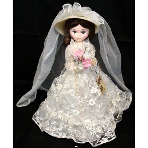 Vtg 1960s Bradley Doll Brown Hair Wedding Dress Hat Veil Bouquet LA Korea